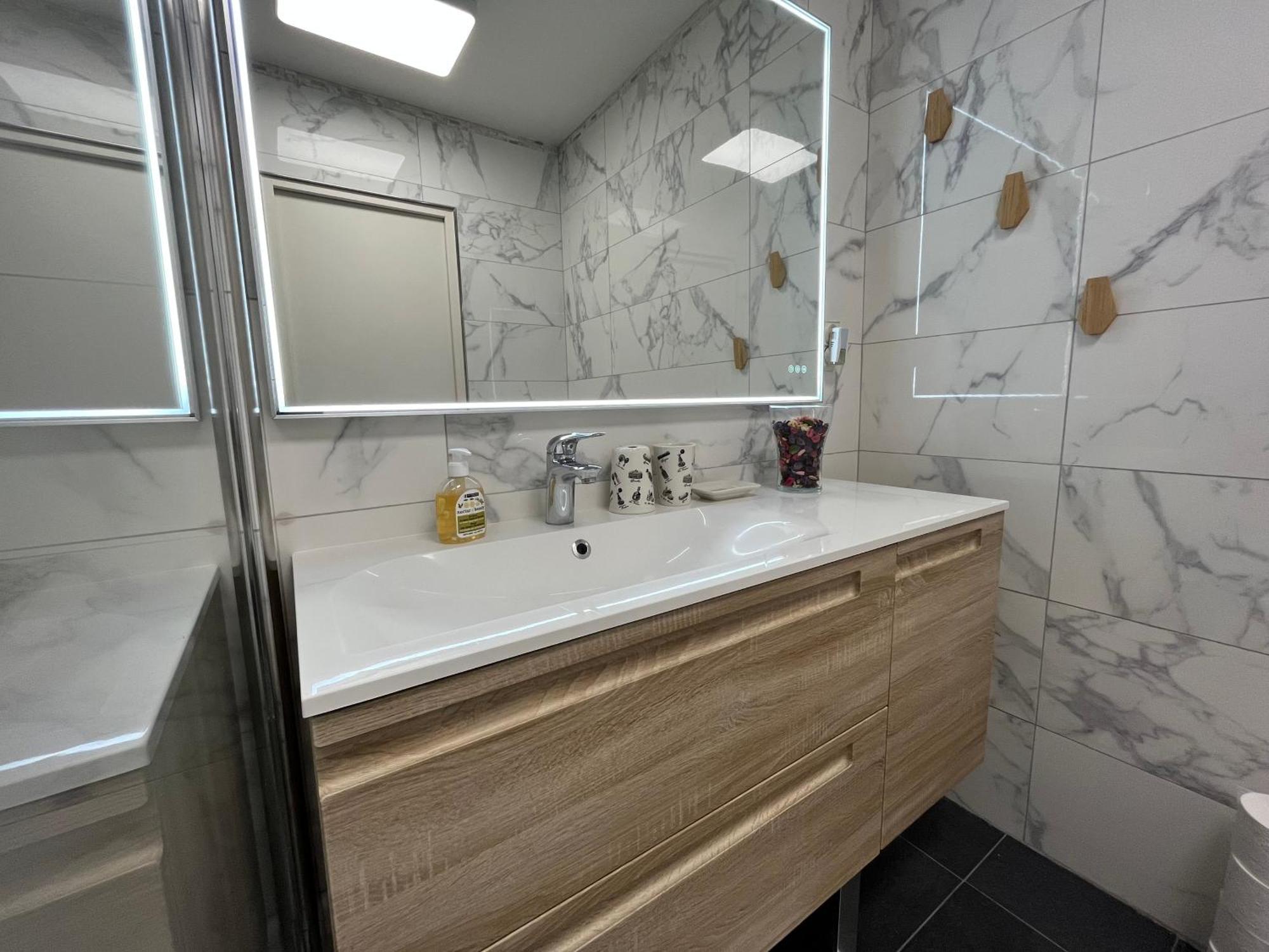 Apartamento Le Richelieu Courbevoie Exterior foto
